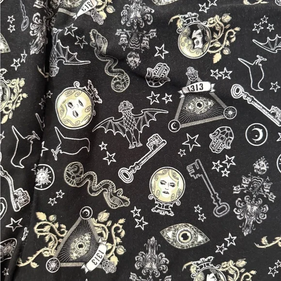 Her Universe Disney Haunted Mansion GITD leggings - Picture 3 of 4